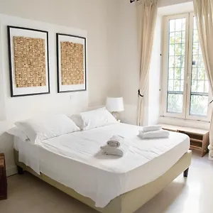 Casa E Per Vacanze Fienaroli 36 Apartment Rome