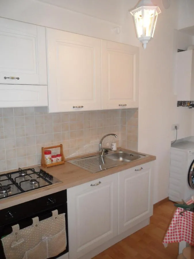 La Vie En Rose Apartment Rapallo 0*,